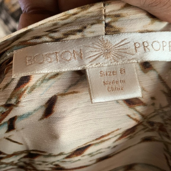 🎉2X HOST PICK🎉 Boston Proper Boho Feather Print Blouse - Picture 7 of 7